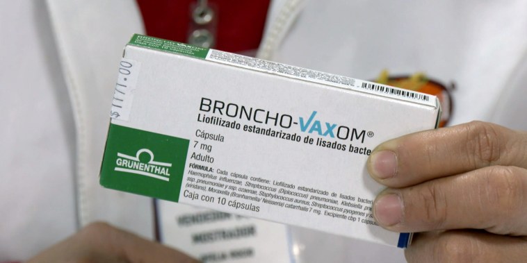 El Broncho Vaxom es un lisado bacterial OM-85 comercializado por la farmacéutica alemana Grünenthal. Se vende en varios países, entre ellos en México.