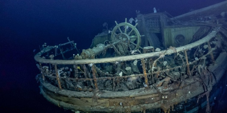 Endurance, el barco de Sir Ernest Shackleton que no ha sido visto desde que fue aplastado por el hielo y se hundió en el Mar de Weddell en 1915.