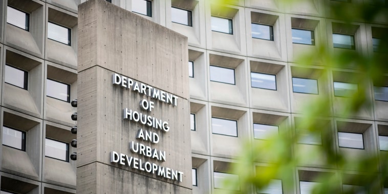 Image: The Robert C. Weaver Federal Building, which serves as the headquarters for the Department of Housing and Urban Development, on September 9, 2019 in Washington, D.C.