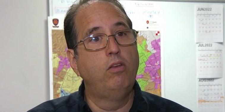 David Miramontes, director médico de los bomberos de San Antonio.