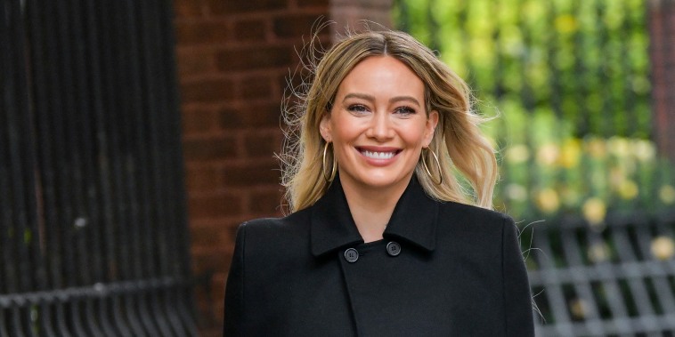 Hilary Duff on the set of 'Younger' in Midtown on November 11, 2020 in New York City.