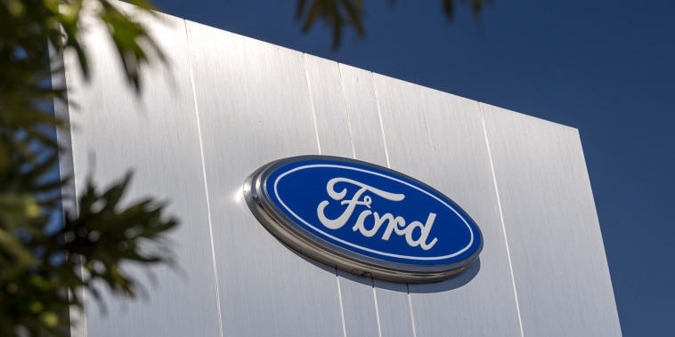 Image: Ford Signage