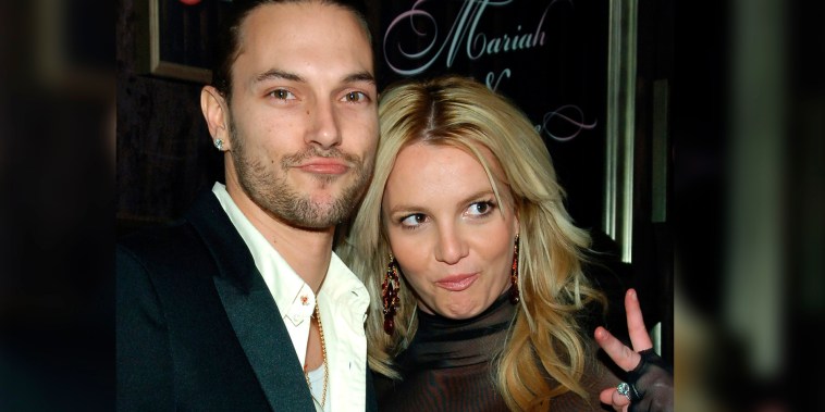 Britney Spears con Kevin Federline, el padre de sus dos hijos, en evento de 2006.