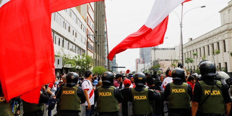 Peru lawmakers vote to oust President Castillo after Congress shut-down threat