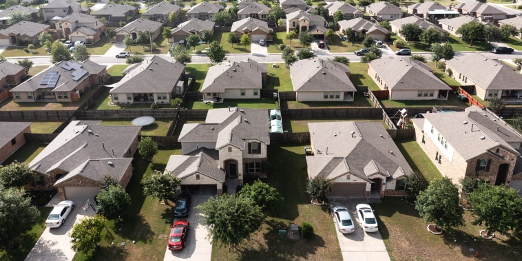 A residential neighborhood in Austin, Texas, US, on Sunday, May 22, 2022. The US pandemic housing boom, marked by record price gains and coast-to-coast bidding wars, is finally reaching its limit.