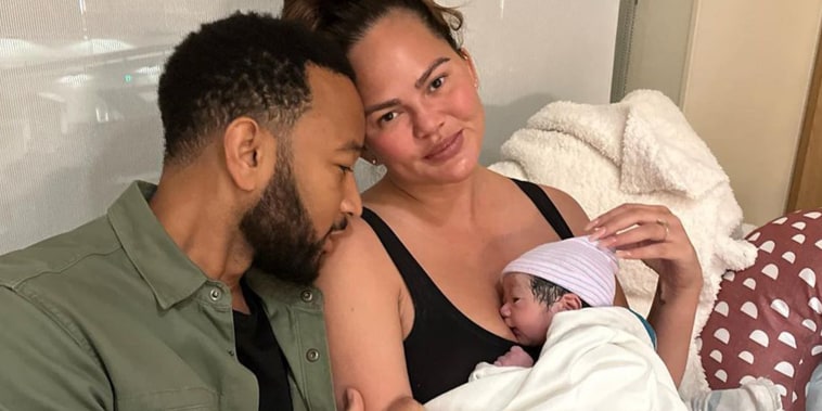 Chrissy Teigen and John Legend welcome baby #4