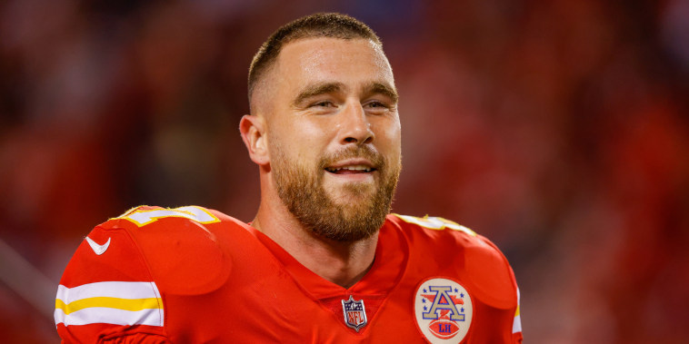Travis Kelce during pregame warmups at Arrowhead Stadium in Kansas City, Mo.