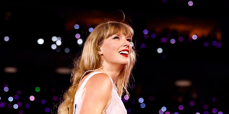 Sunday Night Football' scores ratings TD as Swifties tune in with