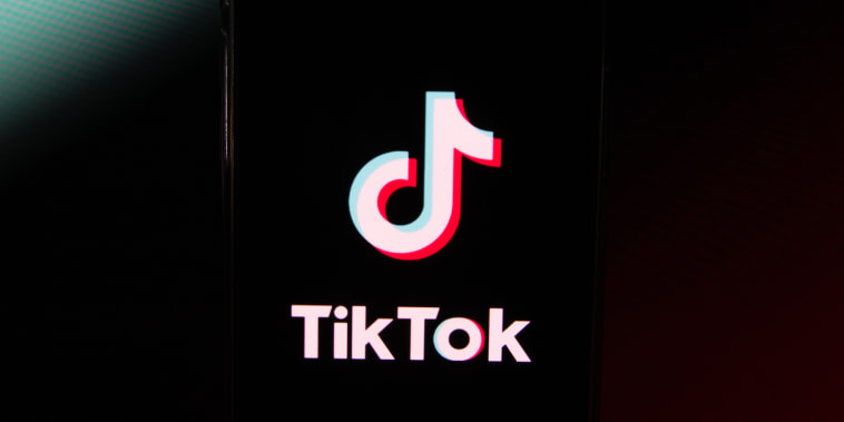 Who is Dr Chomo? TikTok users call out guy who allegedly deleted LGBT  Discord server!