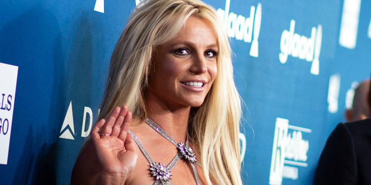 Britney Spears ingresa a un centro de tratamiento de las adicciones voluntariamente