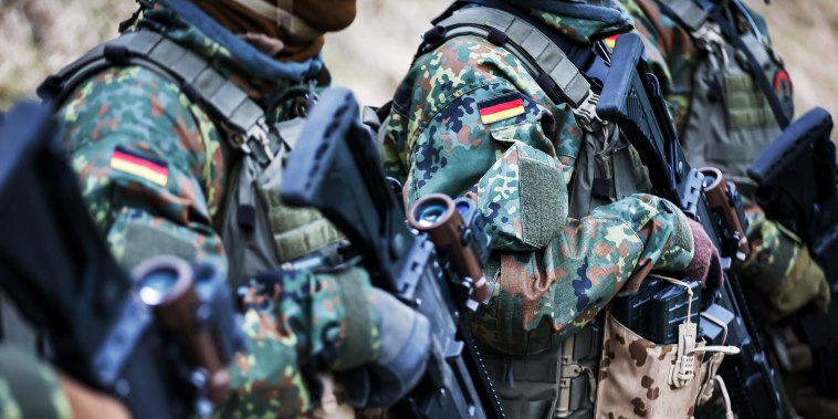 Germany Prepares Tank And Artillery Battalions For Deployment To Poland And Lithuania