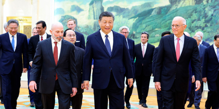 Chinese President Xi meets with American CEOS