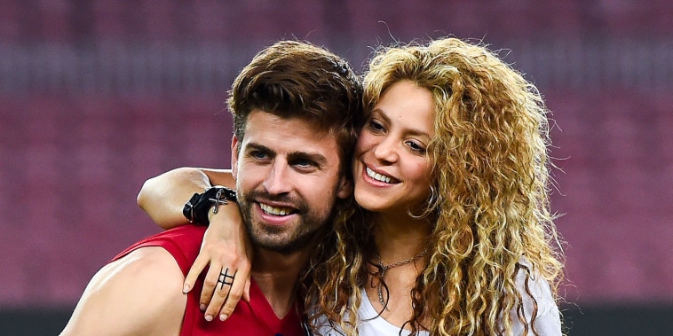 Gerard Pique of FC Barcelona and Shakira pose with the trophy after FC Barcelona won the Copa del Rey Final match against Athletic Club at Camp Nou on May 30, 2015 in Barcelona, Spain.