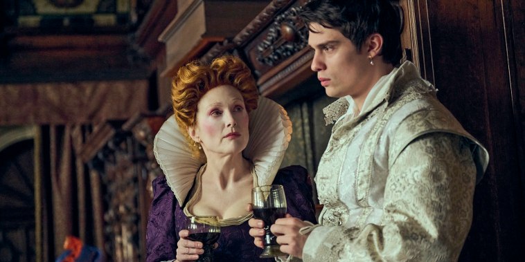 Julianne Moore and Nicholas Galitzine in "Mary and George."
