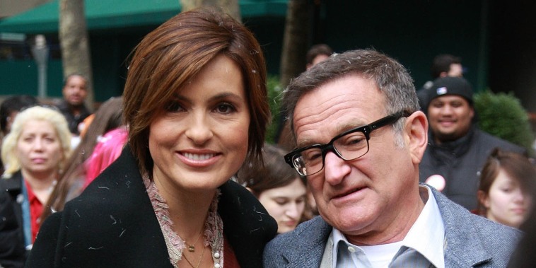 Mariska Hargitay and Robin Williams on location in Bryant Park for "Law & Order: Special Victims Unit" in New York City on March 28, 2008.  