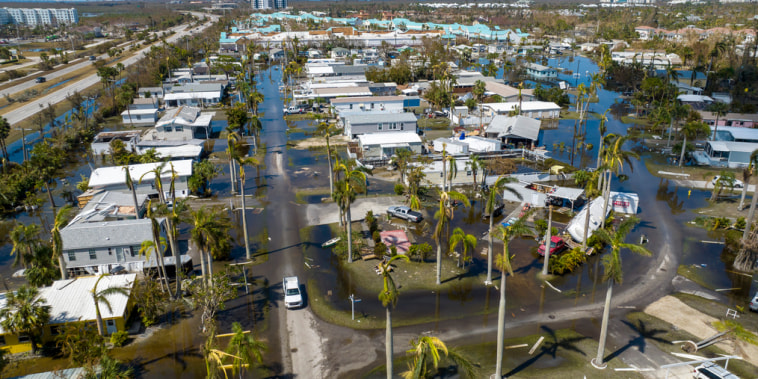 Inundaciones en en Fort Myers, Florida, el 1 de octubre de 2022.