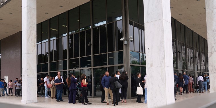 Immigration Los Angeles Detention