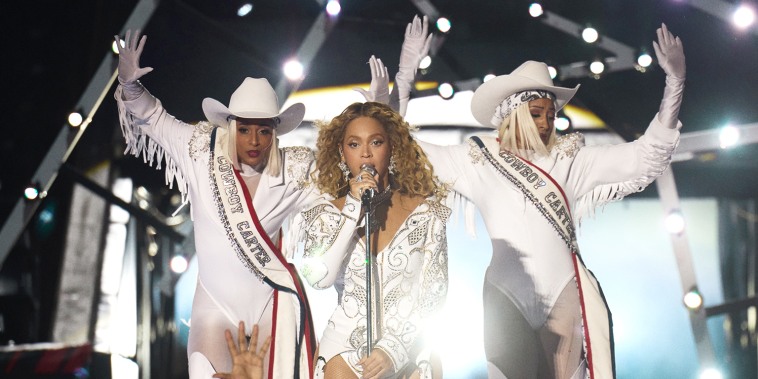 beyonce bowl performance 