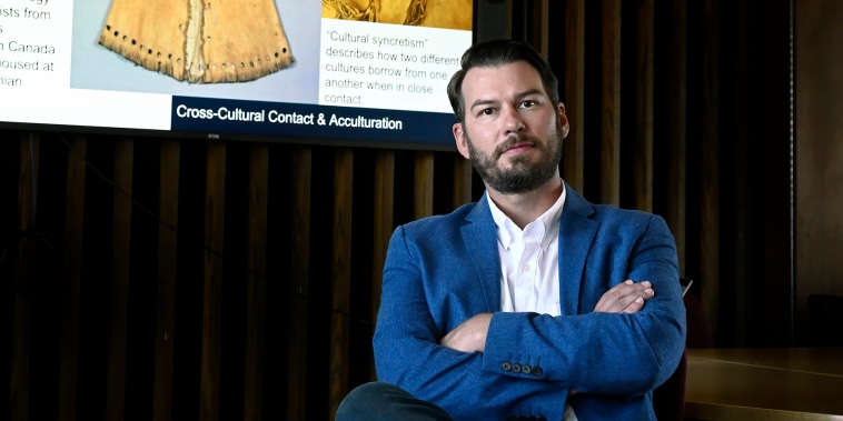 Trump Smithsonian Education