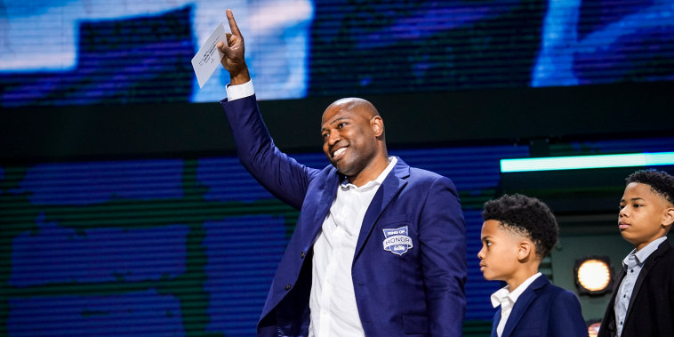 Former Seattle Seahawks player Shaun Alexander 