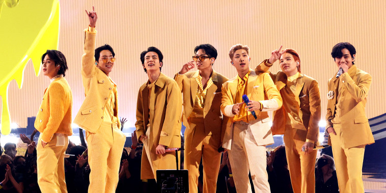 2021 American Music Awards - Fixed Show