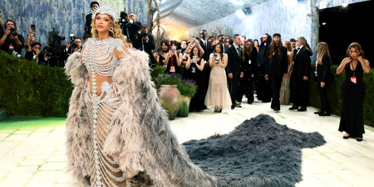 Beyonce se transforma para la Met Gala 2026