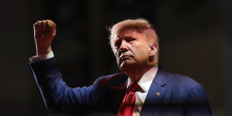 Trump busca revancha en las primarias de este martes contra los republicanos que se le opusieron