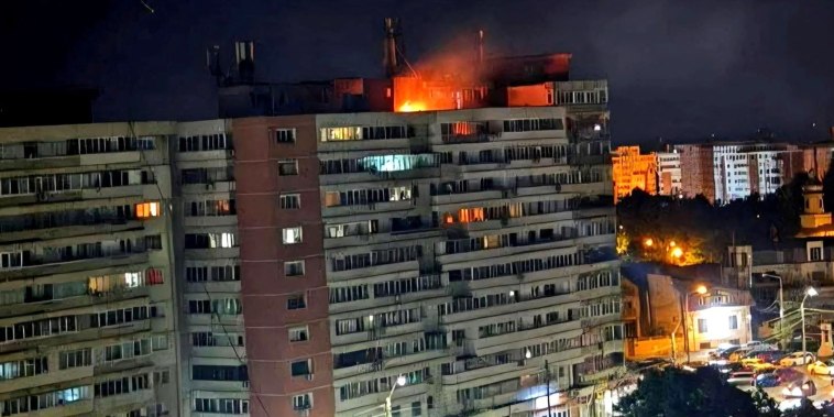 Dron ruso impacta contra edificio de apartamentos en Rumanía