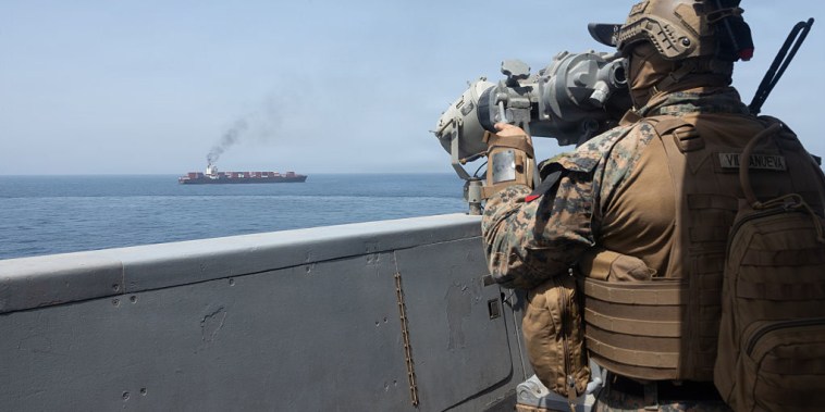EE.UU. lanza al menos dos ataques en Irán. Fueron “en defensa” y “no buscan una escalada” mientras crece tensión en Ormuz