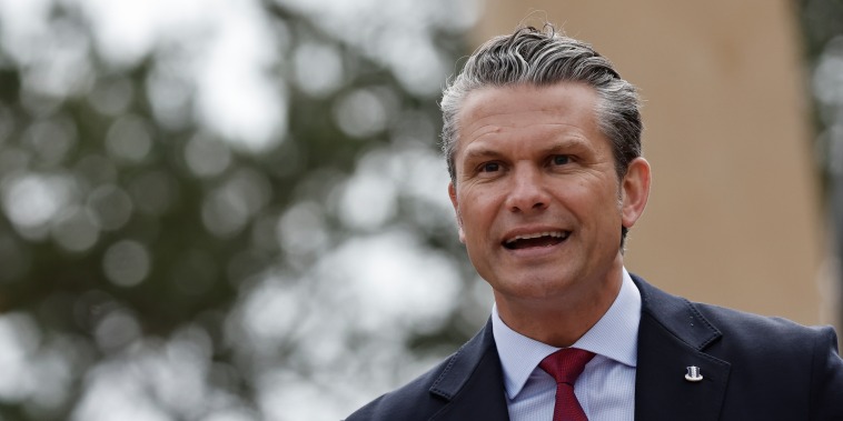 Hegseth viajará a Guantánamo para reunirse con tropas cuando EE.UU. eleva la presión sobre Cuba