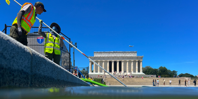 De azul “bandera” a verde “alga”: la cronología del desastre en la Piscina Reflectante de la capital