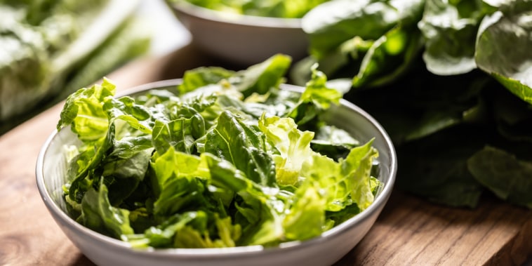 Por qué las verduras de hoja verde suelen ser una fuente de infecciones