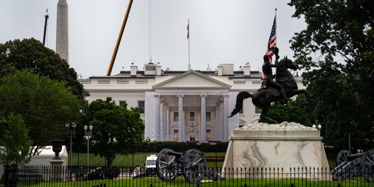 White House exterior. 