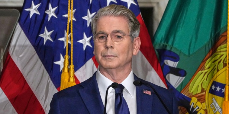 EE.UU. amenaza con sanciones a países vinculados a Irán, pero Scott Bessent da pocos detalles
