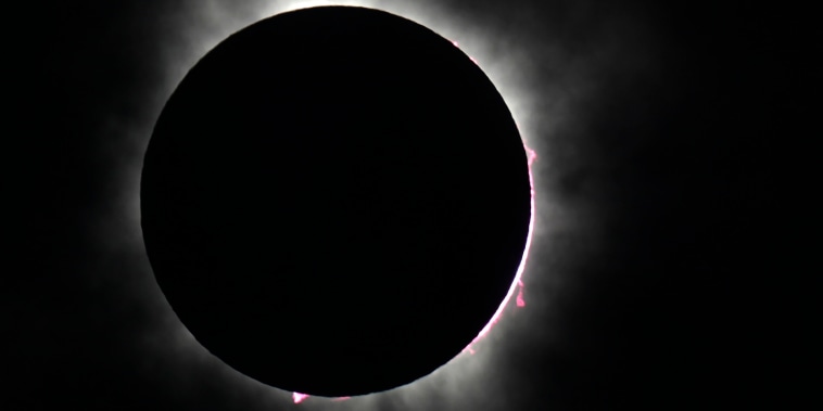 Algunos consejos para fotografiar el eclipse solar de este miércoles