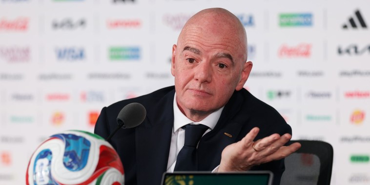 La Federación Mexicana estudia el polémico plan de inversión privada en la FIFA