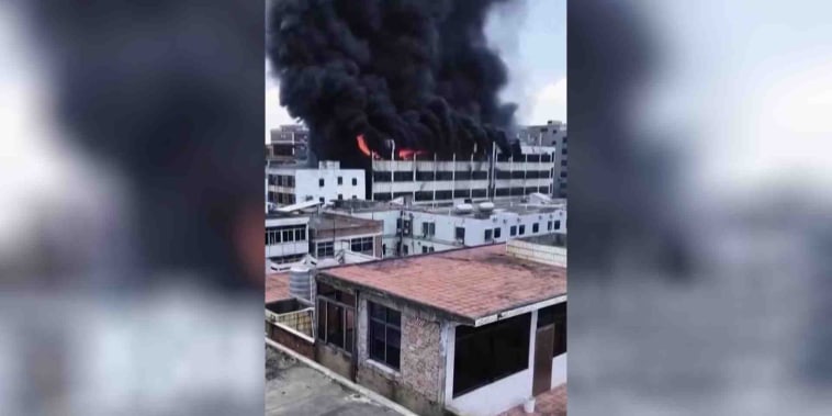 En video: hay al menos 28 muertos por un incendio en una fábrica en China