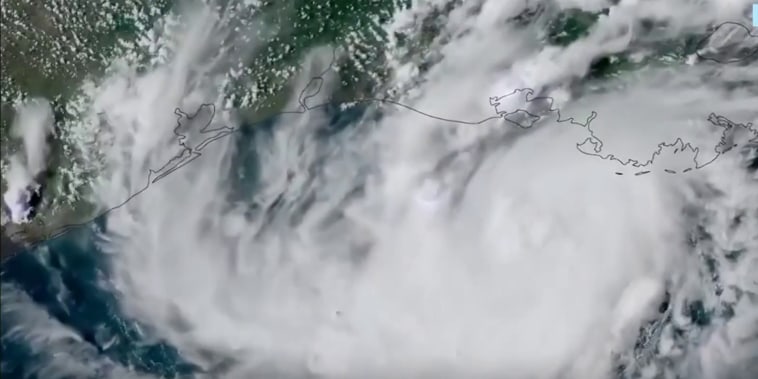 La tormenta Edouard gana fuerza rumbo a Texas y Louisiana y puede convertirse en huracán