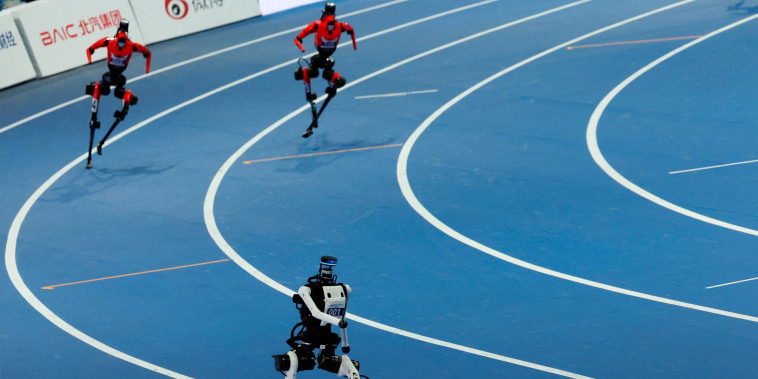 Un robot humanoide rompió el récord de Usain Bolt en los 100 metros