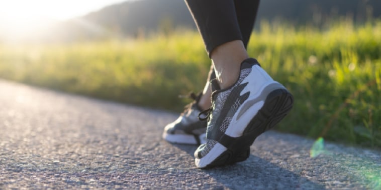 Cómo comprar los mejores zapatos para trabajar y hacer deporte