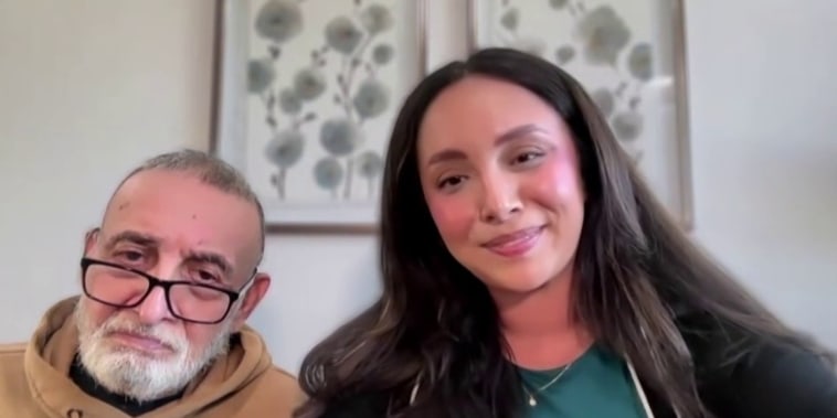 Un padre y su hija se hacen virales por una charla sobre la vejez