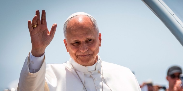 Los traficantes de personas enfrentarán "la ira de Dios", dice el papa