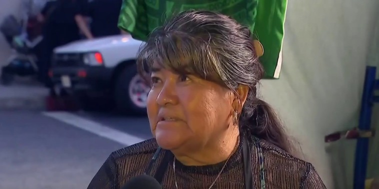 El incendio en un almacén de Los Ángeles golpea a este barrio latino
