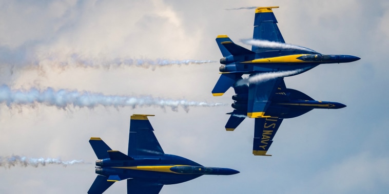Peligroso ensayo militar asusta a bañistas en playa en Florida