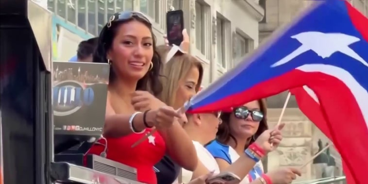 Daddy Yankee lidera desfile por día de Puerto Rico en Nueva York