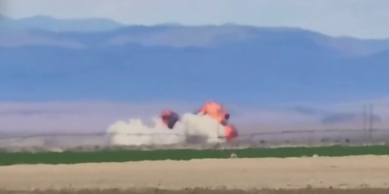 Cuatro militares salen disparados de dos cazas tras colisión en Idaho