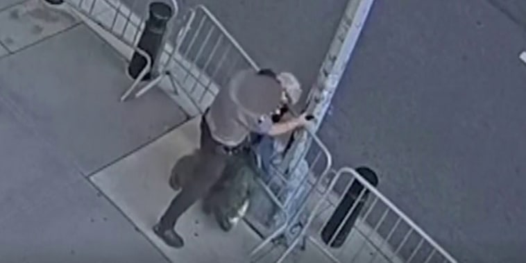 Revelan imágenes del ataque en un edificio federal en Nueva York