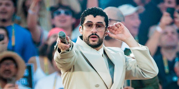 Bad Bunny cerrará su gira mundial 'Debí Tirar Más Fotos' en Puerto Rico
