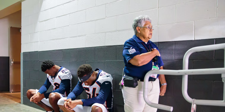 Image: Denver Broncos at Arizona Cardinals