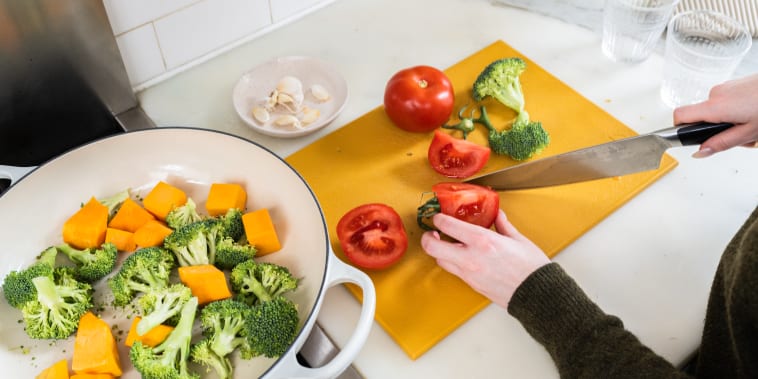 Are plastic cutting boards safe to use? We asked a chemical engineer